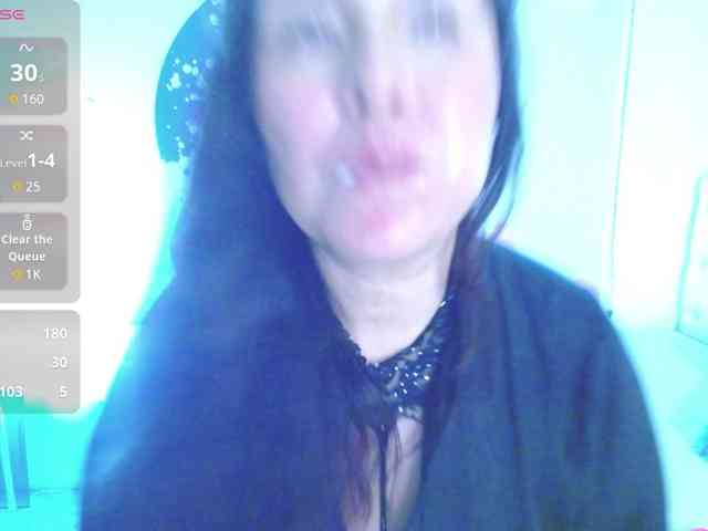 Evelyn-mature19 webcam