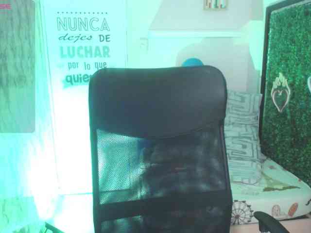 Evelyn-mature19 webcam