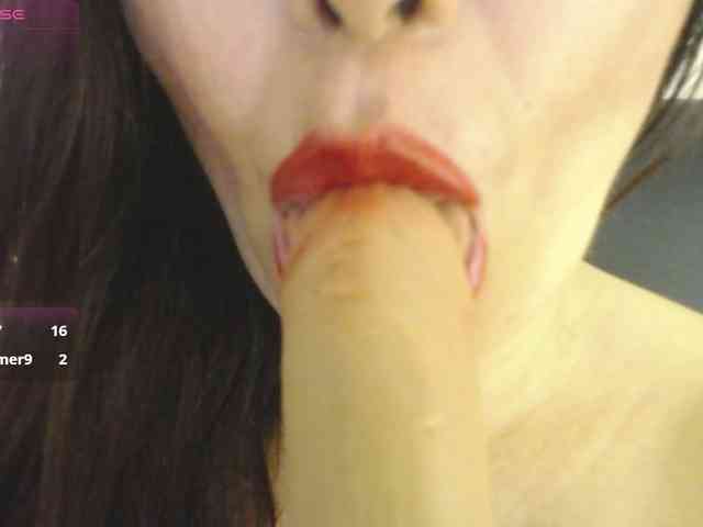 Evelyn-mature19 webcam