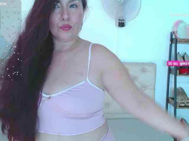Evelyn-mature19 webcam