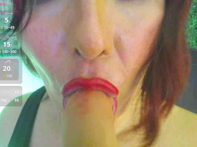 Evelyn-mature19 webcam