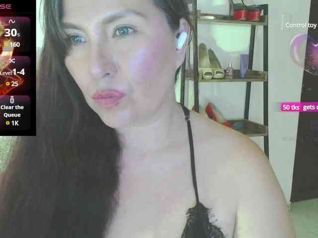 Evelyn-mature19 webcam