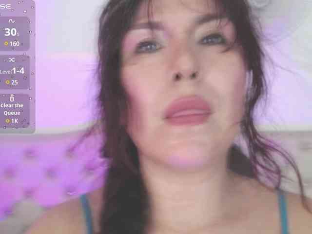 Evelyn-mature19 webcam