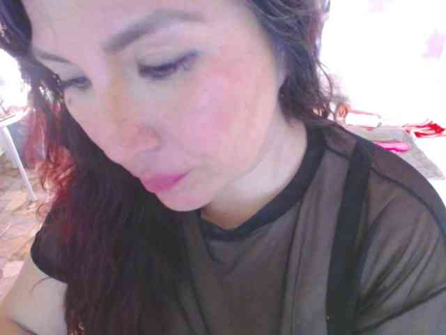 Evelyn-mature19 webcam