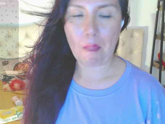 Evelyn-mature19 webcam