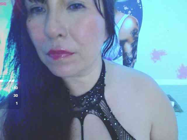 Evelyn-mature19 webcam
