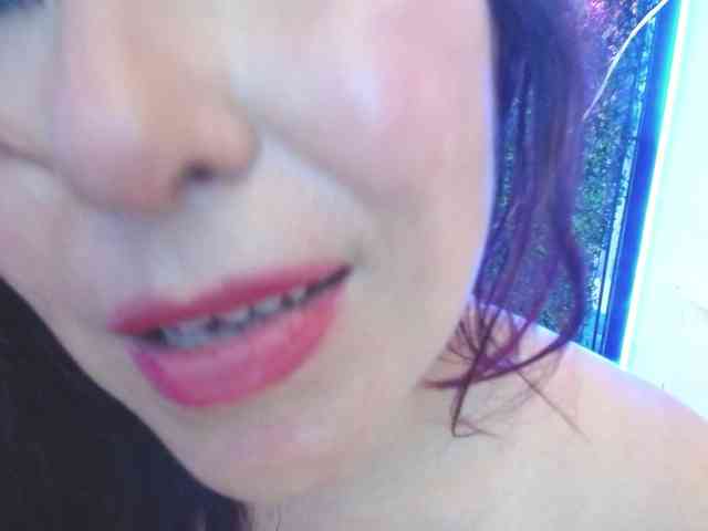 Evelyn-mature19 webcam