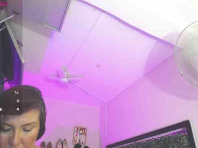 Evelyn-mature19 webcam