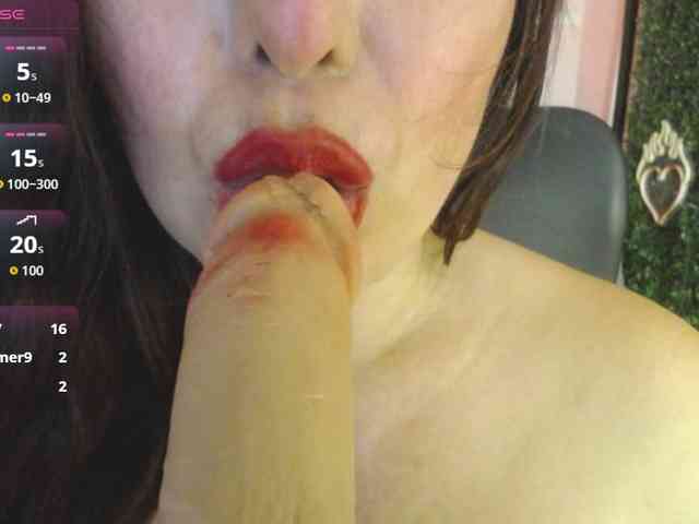 Evelyn-mature19 webcam