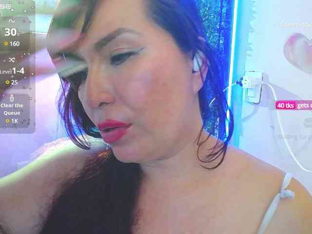 Evelyn-mature19 webcam