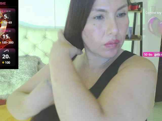 Evelyn-mature19 webcam