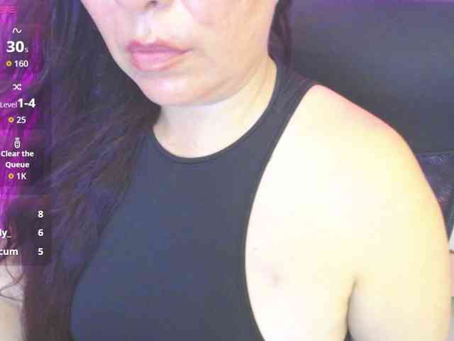 Evelyn-mature19 webcam