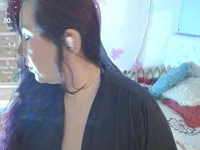 Evelyn-mature19 webcam