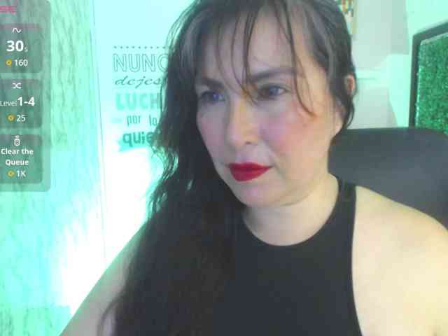 Evelyn-mature19 webcam