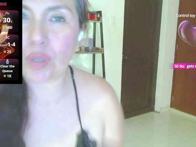 Evelyn-mature19 webcam