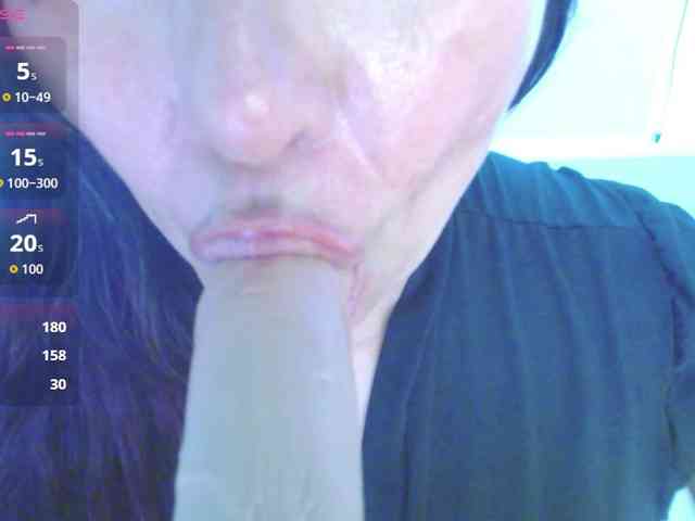 Evelyn-mature19 webcam