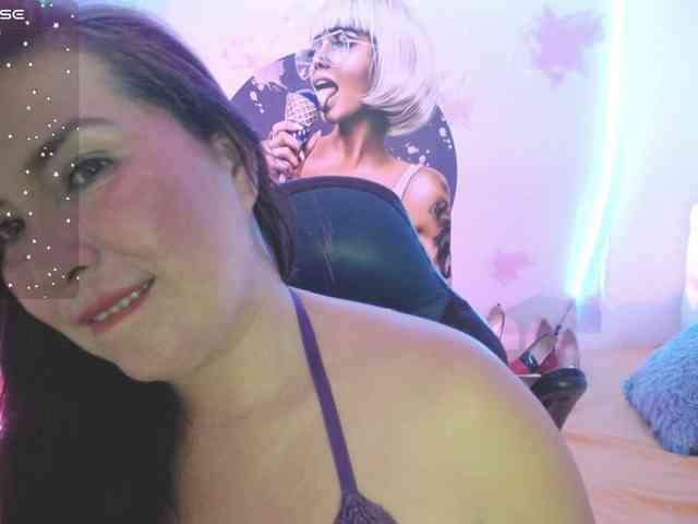 Evelyn-mature19 webcam