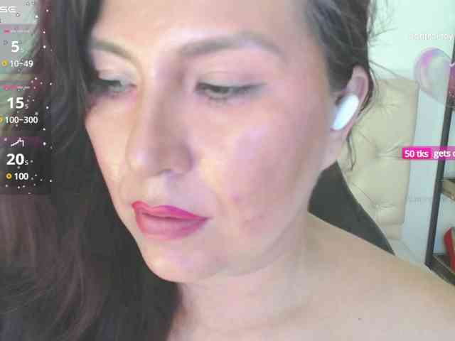 Evelyn-mature19 webcam