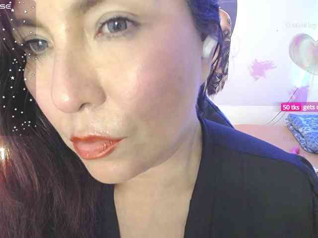 Evelyn-mature19 webcam