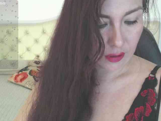 Evelyn-mature19 webcam