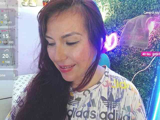 Evelyn-mature19 webcam