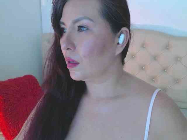 Evelyn-mature19 webcam
