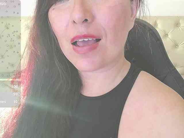 Evelyn-mature19 webcam