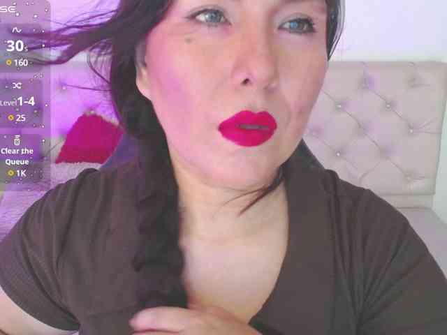 Evelyn-mature19 webcam