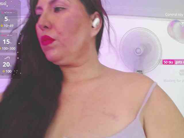 Evelyn-mature19 webcam