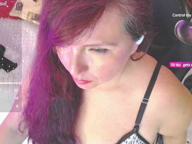 Evelyn-mature19 webcam