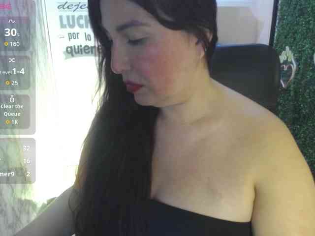 Evelyn-mature19 webcam