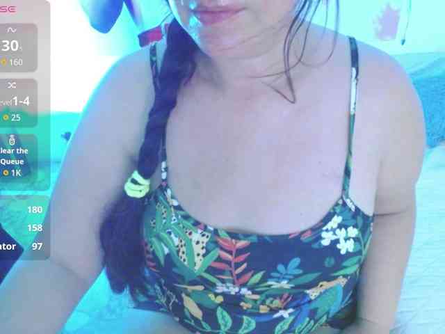 Evelyn-mature19 webcam