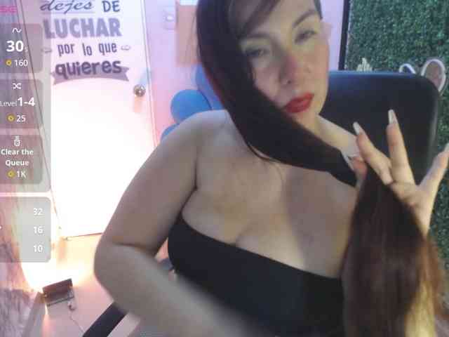 Evelyn-mature19 webcam