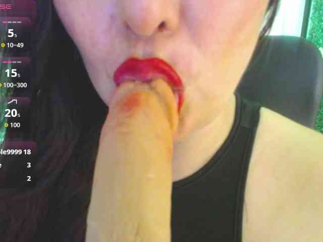 Evelyn-mature19 webcam