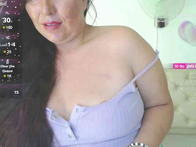 Evelyn-mature19 webcam