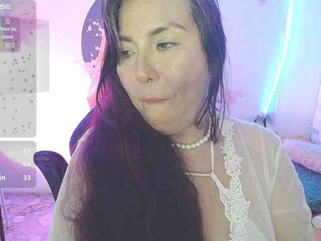 Evelyn-mature19 webcam