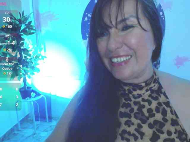 Evelyn-mature19 webcam