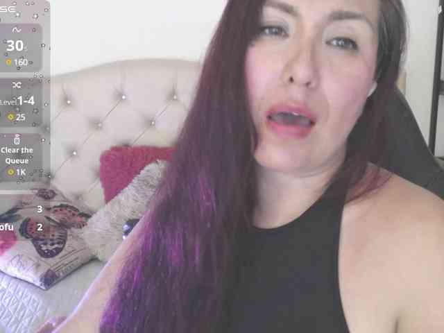 Evelyn-mature19 webcam