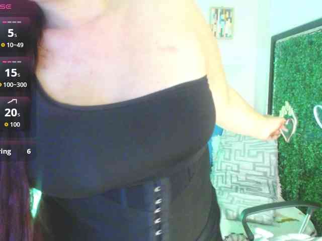 Evelyn-mature19 webcam