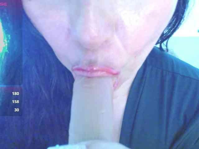 Evelyn-mature19 webcam