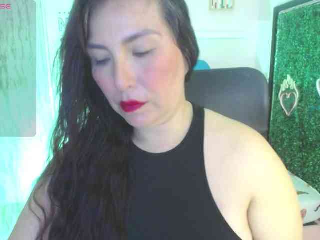 Evelyn-mature19 webcam