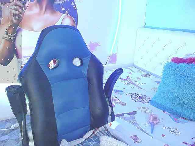 Evelyn-mature19 webcam