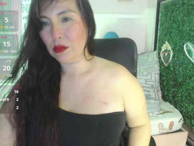 Evelyn-mature19 webcam