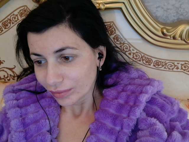 Rosalinda37's BongaCams show and profile