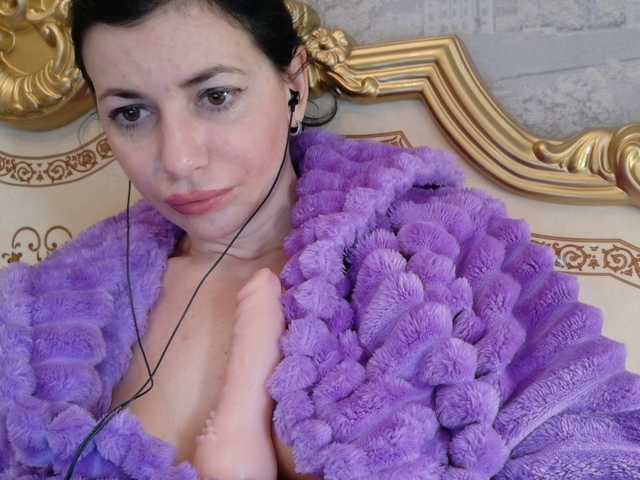 Rosalinda37's BongaCams show and profile
