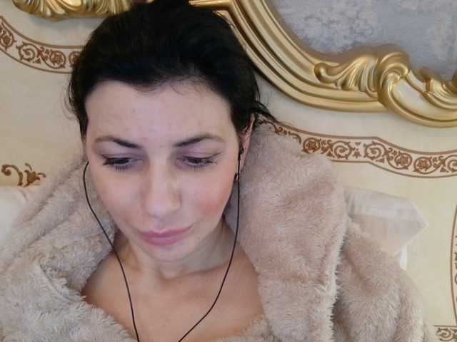 Rosalinda37's BongaCams show and profile