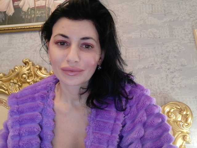 Rosalinda37's BongaCams show and profile