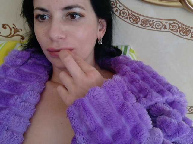 Rosalinda37's BongaCams show and profile