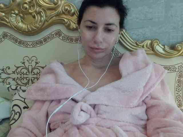 Rosalinda37 webcam