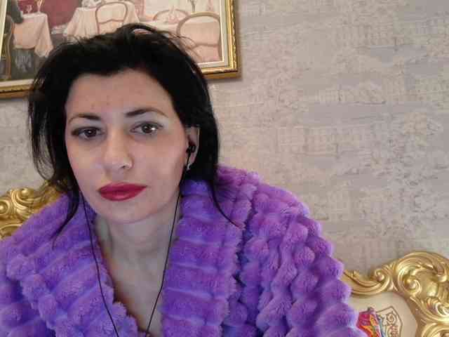 Rosalinda37 webcam